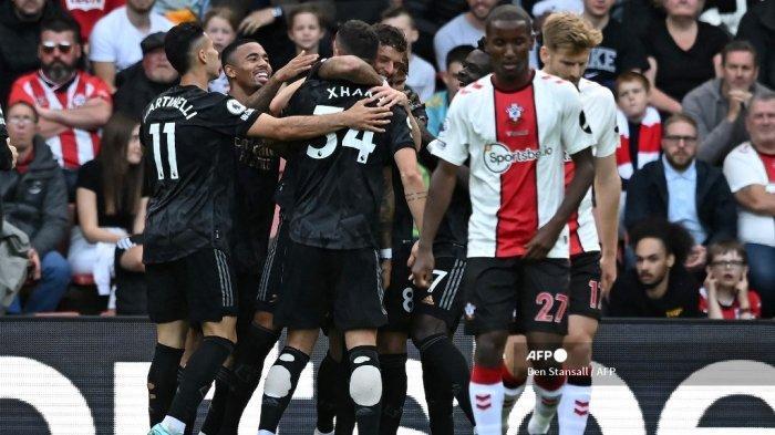 Gelandang-Arsenal-Granit-Xhaka-berselebrasi-saat-lawan-Southampton-dan-Arsenal.jpg