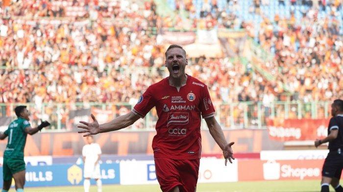 Gelandang-Persija-Hanno-Behrens-Selebrasi-usai-Gol-ke-Gawang-Persis.jpg