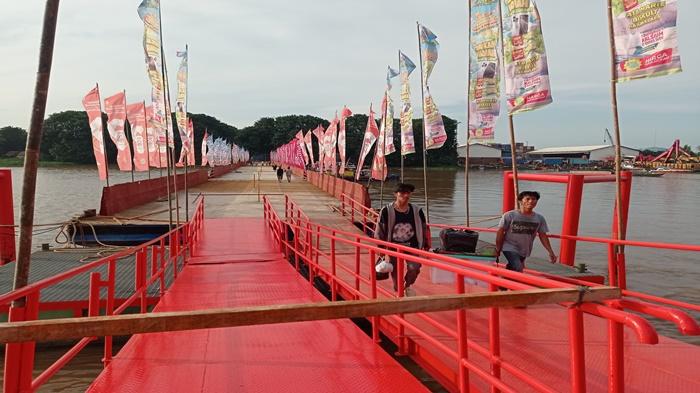 Jembatan Ponton Pulau Kemaro Sudah Tersambung, Cap Go Meh Palembang Siap Digelar 1 Maret