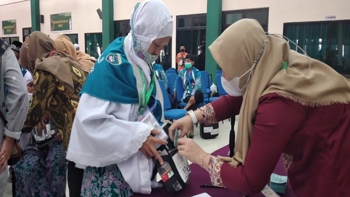 Jamaah-haji-asal-OKU-Timur.jpg
