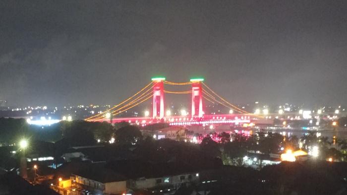 Jembatan-Ampera-Palembang-dengan-penampilan-LED-Vision.jpg