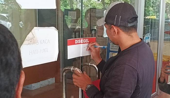 KPK-segel-pemkab-muara-enim-2357.jpg