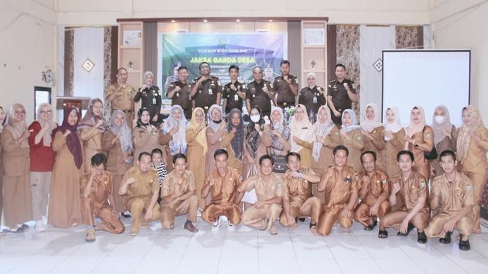 Kejari-Muara-Enim-melakukan-sosialisasi-jaga-desa.jpg
