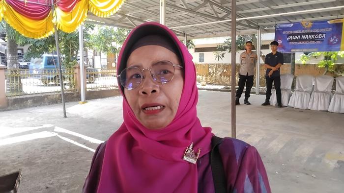Motif Siswi Aniaya Siswi di SMP Negeri 33 Palembang Dipicu Persoalan Asmara, TKP Dam Dekat Sekolah - Sripoku.com