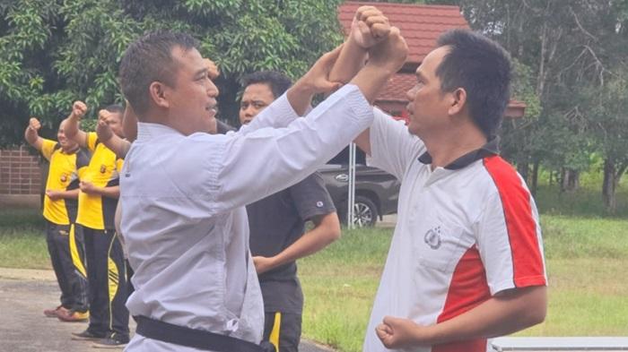 Latihan-Bela-Diri-Polri.jpg