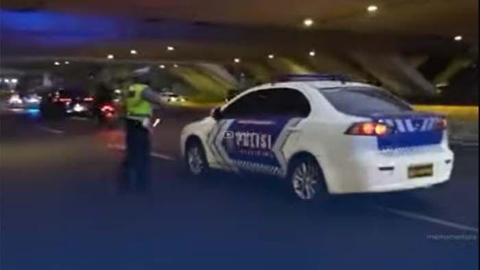 Mobil-Polisi.jpg