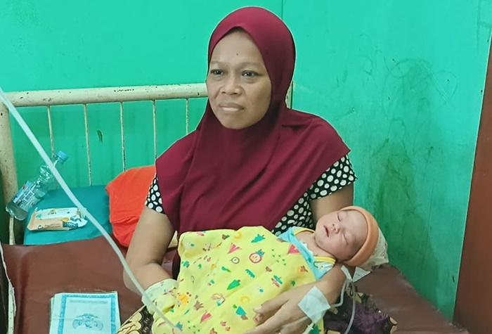 Nuraini-ibu-lahiran-anak-viral.jpg