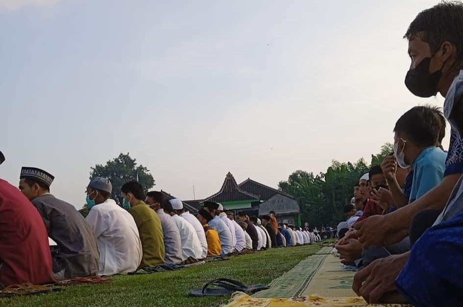 Pelaksanaan-sholat-Idhul-Fitri-1444-Hijriah-warga-Muhammadiyah-Kabupaten-Ogan-Komering-Ilir.jpg
