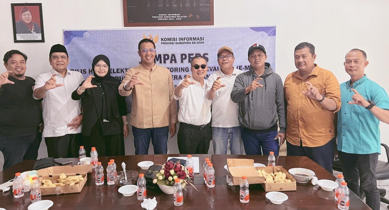 Pemkab-Muara-Enim-Raih-Predikat-Kabupaten-Informatif-dalam-E-Monev-KI-Sumsel-2025.jpg