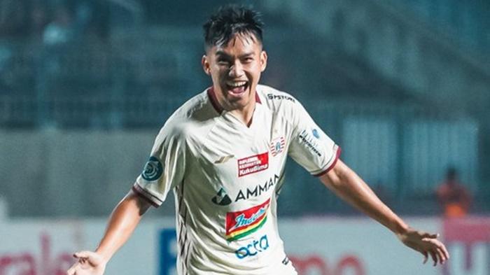 Penyerang-Persija-Jakarta-Witan-Sulaeman-mencetak-gol-ke-gawang-Persebaya-Surabaya.jpg