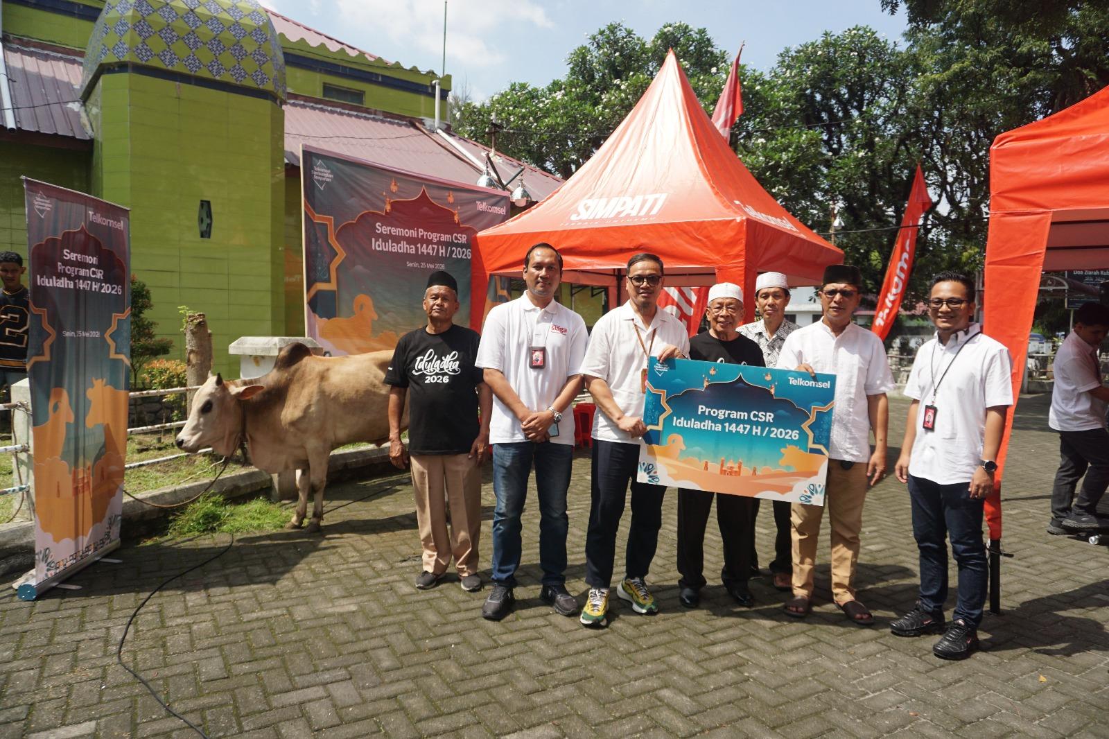 Perluas-Manfaat-bagi-Masyarakat-Telkomsel-Salurkan-Ratusan-Hewan-Kurban-di-Seluruh-Indonesia.jpg