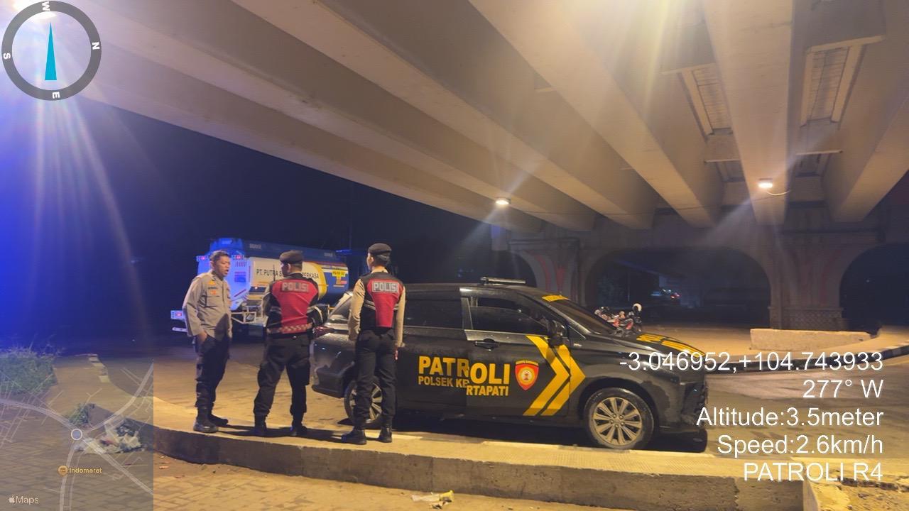 Personel-Sat-Samapta-Polrestabes-Palembang-tengah-melakukan-patroli-Blue-Light.jpg