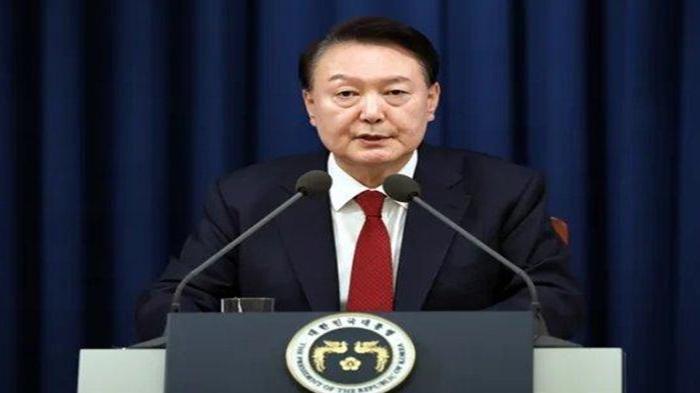Presiden-Korea-Selatan-Yoon-Suk-Yeol-tetapkan-status-darurat-militer.jpg