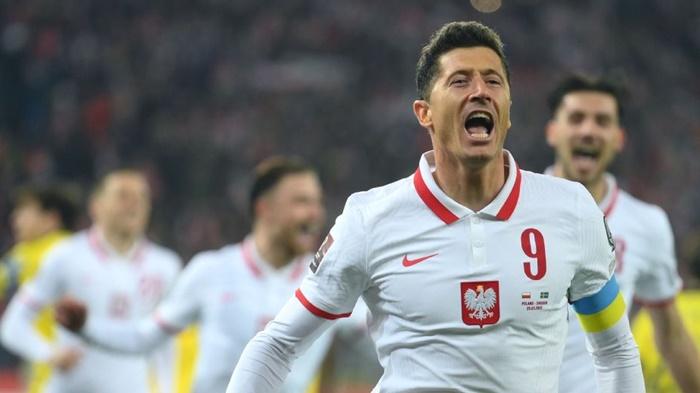 Robert-Lewandowski-play-off-kualifikasi-Piala-Dunia-2022-kontra-Swe-29032022.jpg