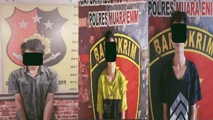 Satreskrim-Polres-Muara-Enim-mengamankan-tiga-tersangka-kepemilikan-senjata-api-rakitan.jpg