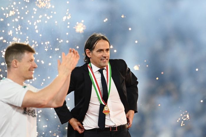 Simone-Inzaghi-antarkan-Inter-Milan-juara-Coppa-Italia-usai-kalahkan-Fiorentina.jpg