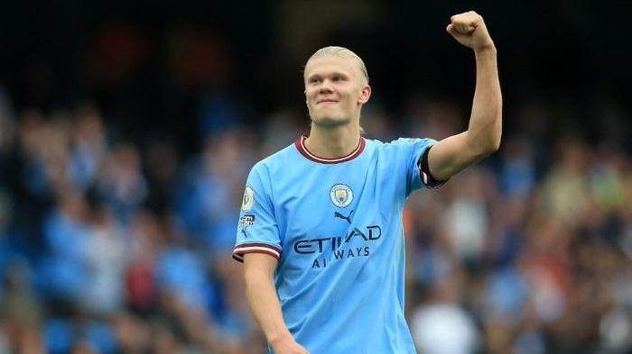 Striker-Manchester-City-Erling-Haaland-dalam-laga-kontra-Manchester-United.jpg