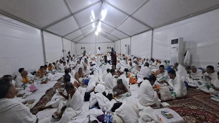 Suasana-jamaah-haji-Indonesia-saat-di-Mekkah.jpg