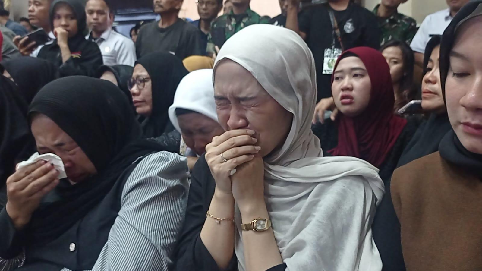 Tangis Haru Keluarga Korban Pecah Usai Kopda Bazarsah Divonis Mati, Terima Kasih Majelis Hakim!