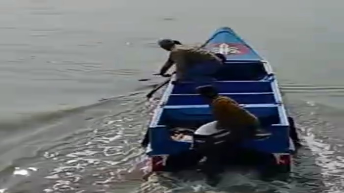Upaya-pencarian-korban-hilang-saat-mencari-ikan-di-perairan-Sungai-Menang.jpg