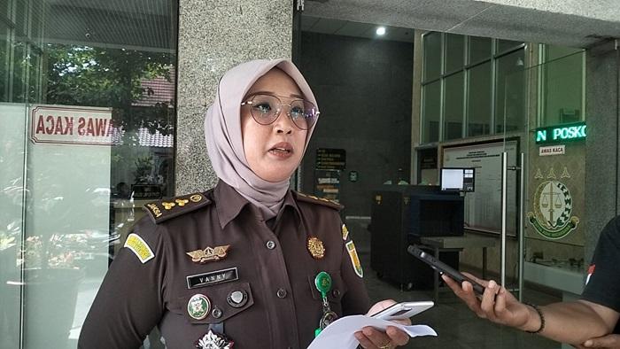 Vanny-Yulia-Eka-Sari-Kasi-Penkum.jpg