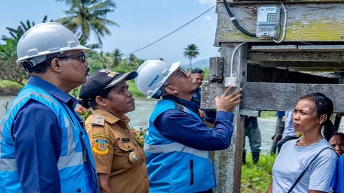 Tambah Lagi, Program Sambung Listrik Donasi Pegawai PLN Nyalakan 1.673 Rumah Keluarga Kurang Mampu