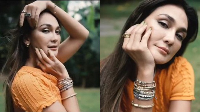 aktor-dan-model-luna-maya-endorse-perhiasan.jpg