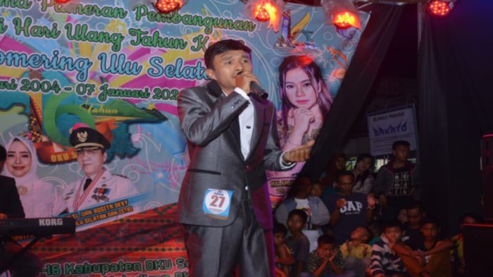 andika-peserta-lomba-dangdut-hut-oku-selatan.jpg