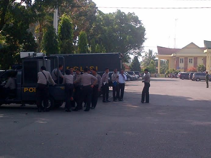 anggota-mapolres-lahat-123_20150615_104716.jpg