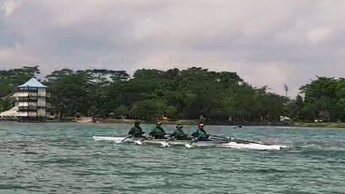 atlet-dayung-sumsel-latihan-dengan-tim-dki-jakarta-jelang-pon-2021-di-papua.jpg