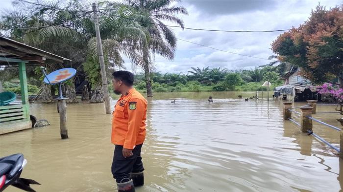 Meluapnya Sungai Dawas Akibat Curah Hujan Tinggi, Dua Desa di Muba Terendam Banjir