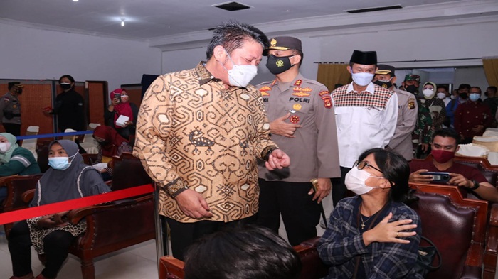 dari-depan-gubernur-sumsel-h-herman-deru-kapolda-sumsel-irjen-pol-prof-dr-eko-indra-heri-s-mm.jpg
