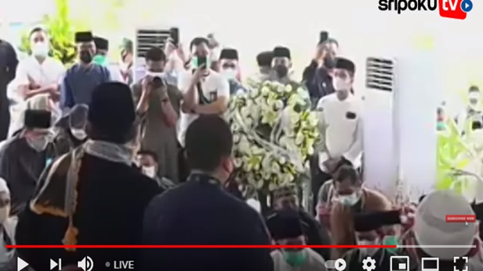 Suara Serak Mau Menangis, Herman Deru : Tidak Ada Penyesalan Percha Pergi, tapi Jujur Terlalu Cepat