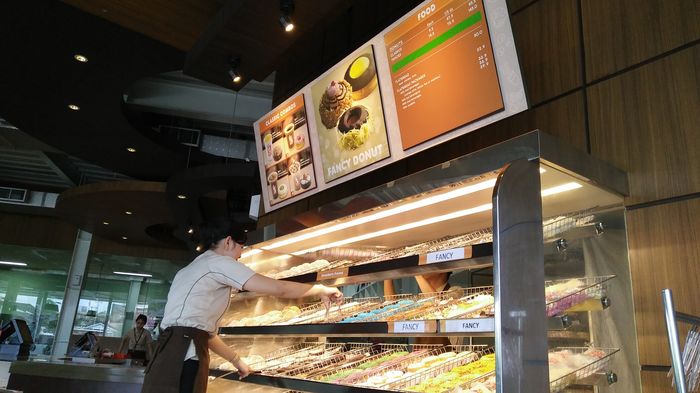 Dianggap Ukuran Tempatnya Lebih Kecil, Dunkin' Donuts Tutup 450 Gerai Akhir Tahun Ini