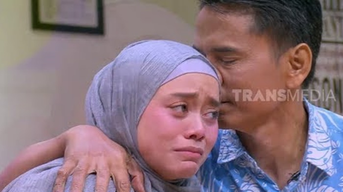 hati-orangtua-mana-yang-tak-hancur-masa-kelam-lesty-di-atas-panggung-tiba-tiba-terkuak-dilecehin.jpg