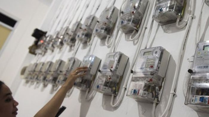 ilustrasi-tarif-listrik_20160401_081835.jpg