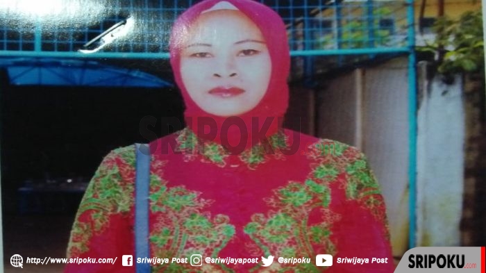 irfanningsih-35-warga-jalan-sidodai-kelurahan-15-ulu-kecamatan-jakabaring-palembang.jpg