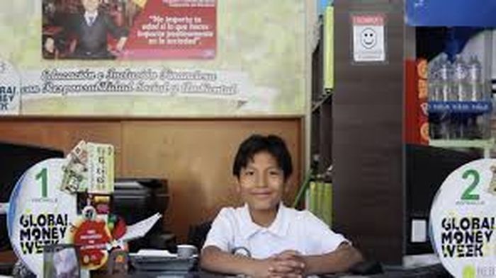 Baru Umur 7 Tahun, Bocah Ini Dirikan Bank dan Punya 2000 Nasabah, Ternyata Begini Awalnya!