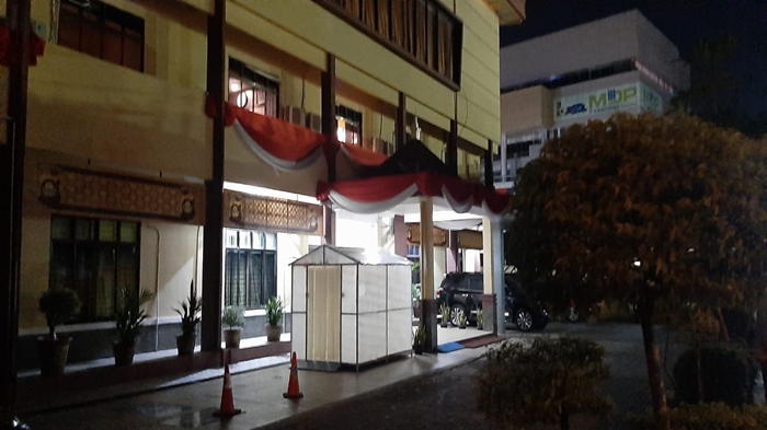 Kapolda Sumsel Sudah Empat Jam Diperiksa Tim Irwasum Mabes Polri Terkait 2 Triliun, Tim Bawa Berkas