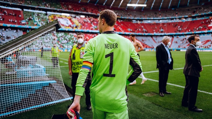 kapten-jerman-manuel-neuer.jpg
