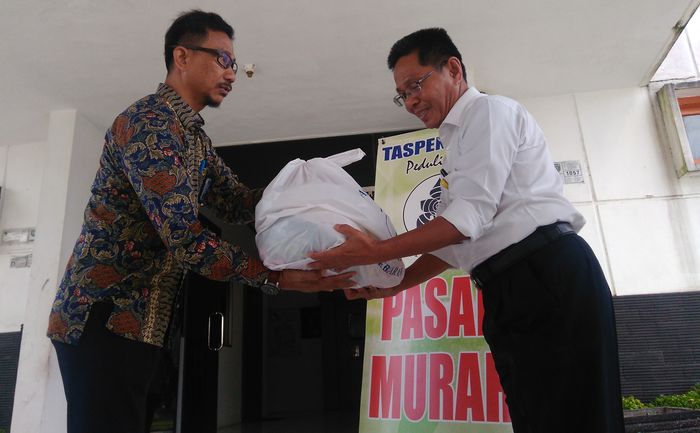 kepala-taspen-palembang-armon-yahya-kiri_20170614_130851.jpg