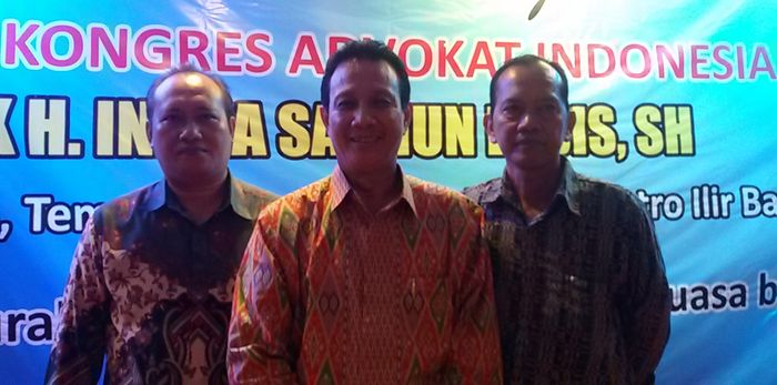 ketua-dpc-kai-kongres-advokat-indonesia-palembang-rh-alex-efendi_20160625_163554.jpg