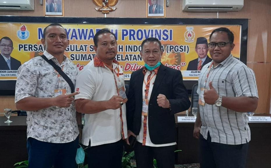 ketua-umum-pgsi-sumsel-aslam-mahrom.jpg