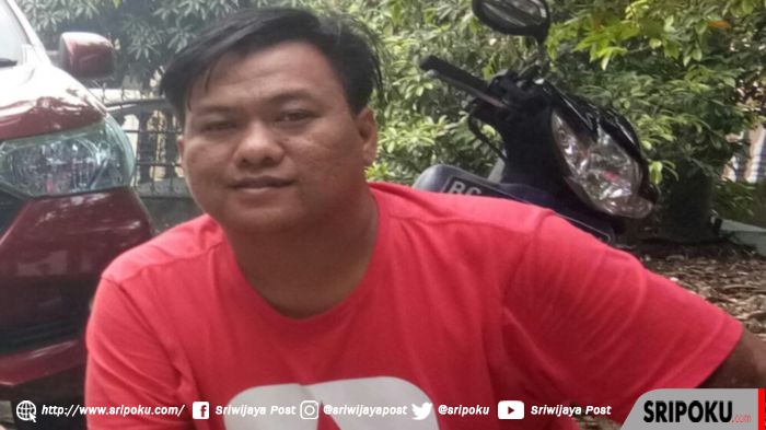 ketua-umum-singa-mania-ariyadi-eko-neori-alias-dugong.jpg