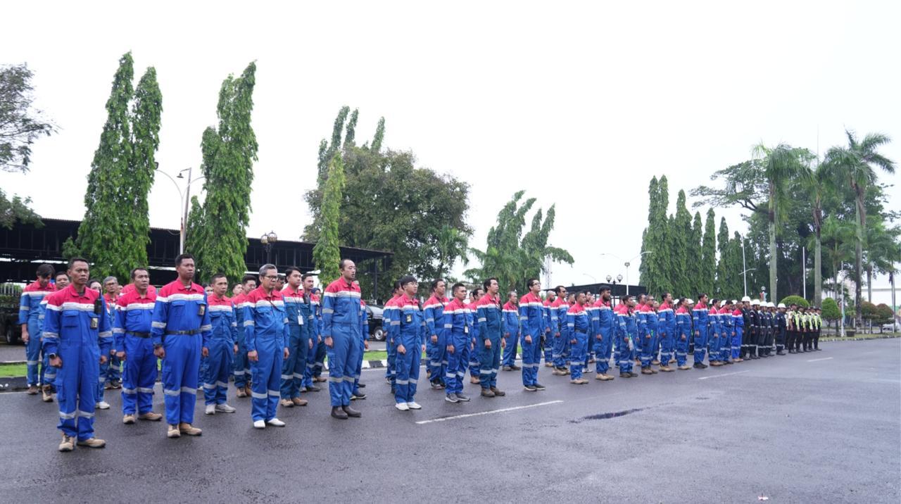 kilang-pertamina-upacara.jpg