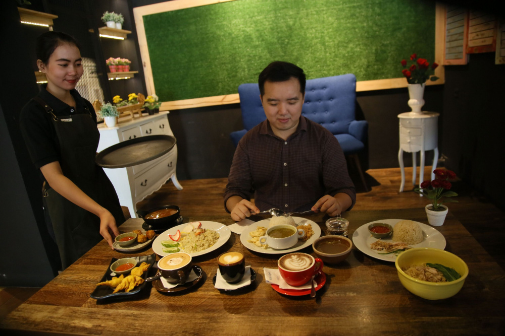 Santap Menu Nusantara Ala M Kopitiam, Ada Buku Gratis dan Promo Menarik di Bulan Ini