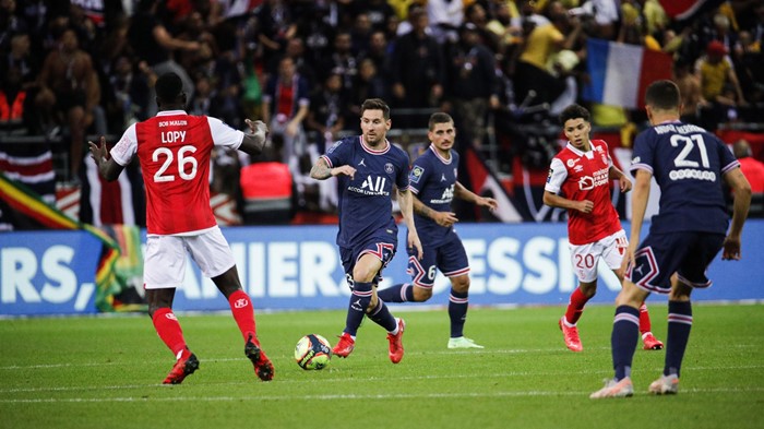 lionel-messi-debut-di-psg-vs-reims.jpg