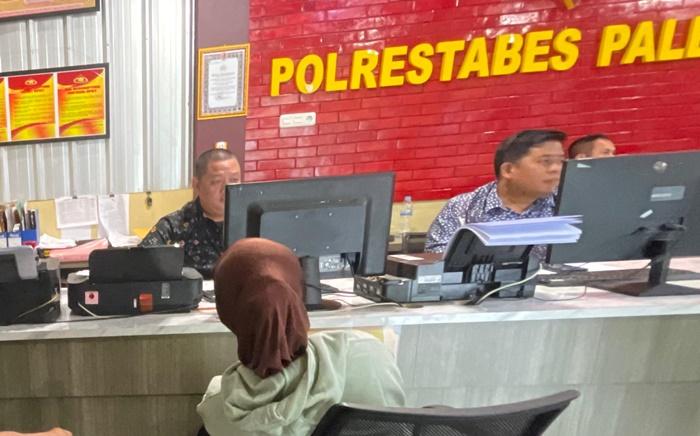 Tak ada Sebab Lalu Diteriaki dengan Kata Hinaan, IRT di Palembang Ini Laporkan Tetangganya ke Polisi