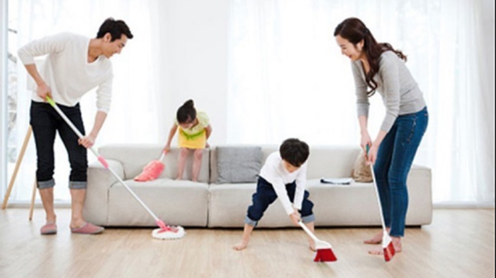 membersihkan-rumah-dari-kotoran.jpg