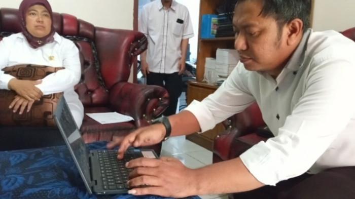 PENAMPAKAN Laptop Chromebook yang Menjerat Nadiem Makarim Dugaan Korupsi, Pantas Kepsek Ngeluh